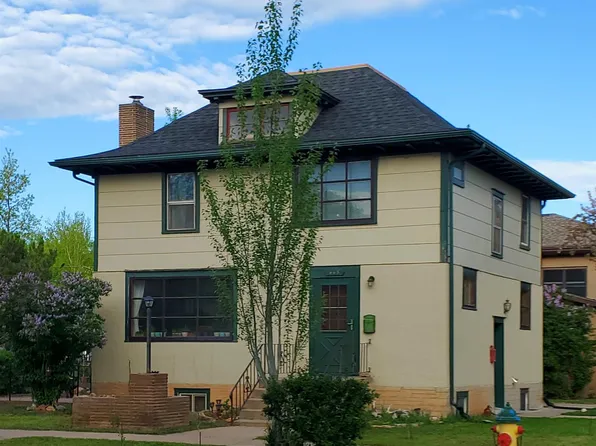 668 N 9th St, Laramie, WY 82072