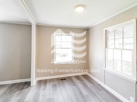 1941287_005_dining_room_13677888.jpg