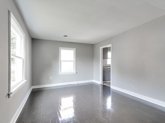 2nd image of 2211 Terminal Ave