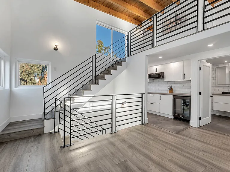 24 20th Ave #12B — Photo 9