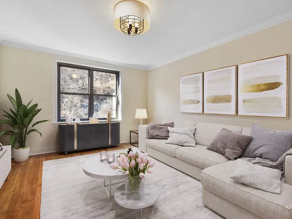 263 Bennett Ave #7F, New York, NY 10040
