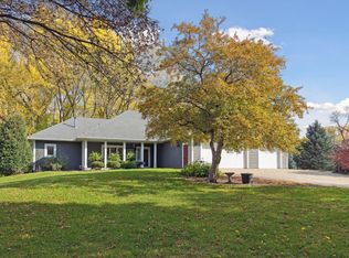 8425 Irwin Rd, Bloomington, MN 55437