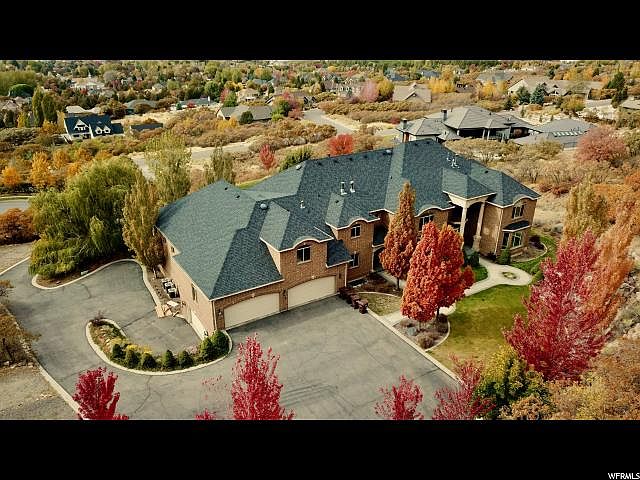 1st image of 125 Holly Dr