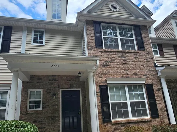 8641 Wandering Creek Way, Charlotte, NC 28227