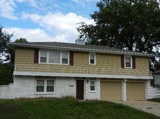 7600 E 76th St, Kansas City, MO 64138