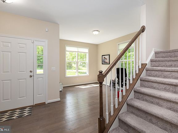 5th image of 1020 Wythe Ct