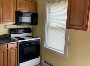 31 Goodale St, Athol, MA 01331