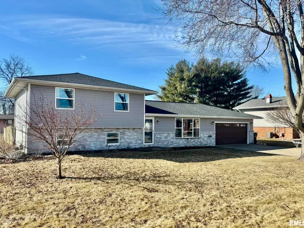 224 Palm St, Canton, IL 61520