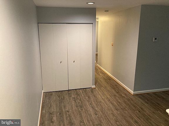 3rd image of 15 Silverwood Cir APT 3