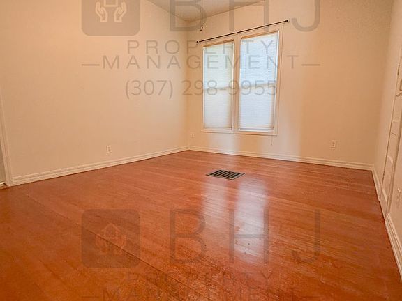 5th image of 432 W Brundage St