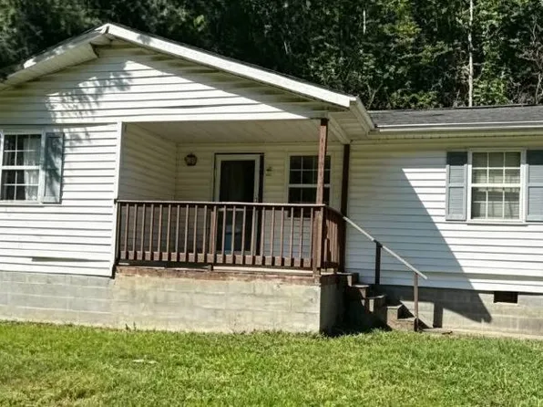 519 Fowler Branch Rd, Chapmanville, WV 25508