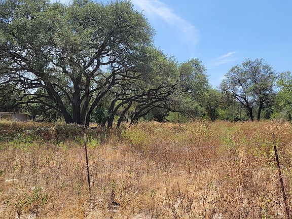 4th image of 336 COUNTY ROAD 6846