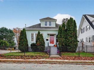 112 Villa Ave, Cranston, RI 02905