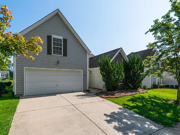 1112 Sweet Gale Dr — Photo 2