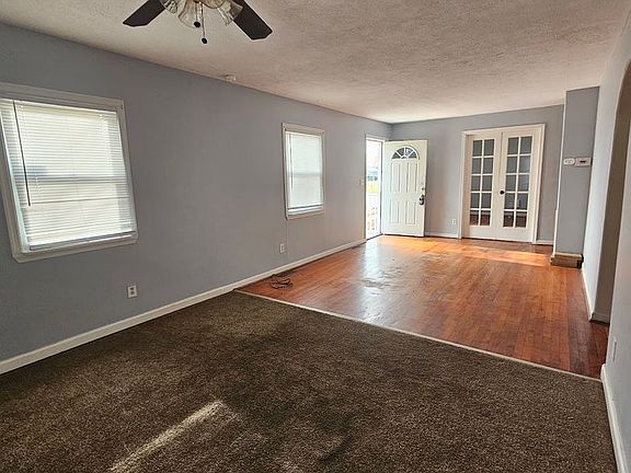 5th image of 900 Avenue I