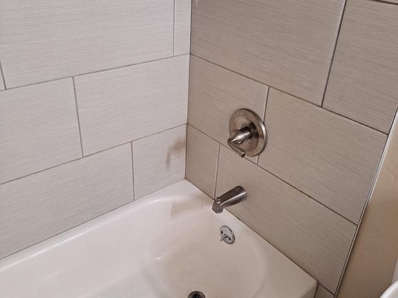 5th image of 2000 W 3500 S