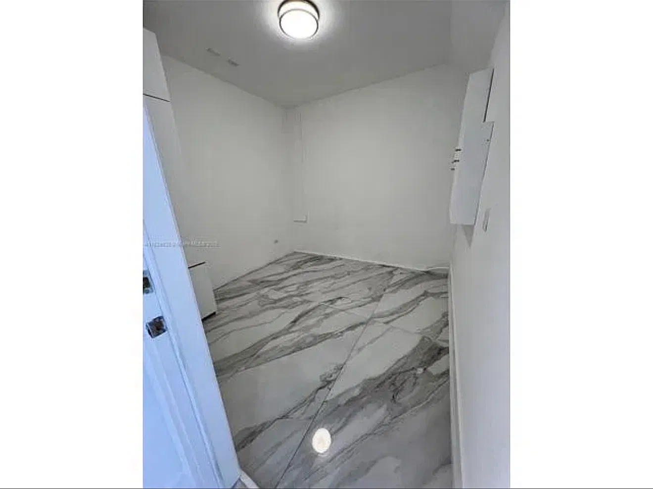 SW 254th Ter, Homestead — Photo 1