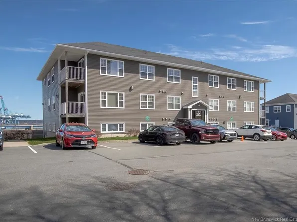 20 King George Ct #302, Saint John, NB E2K 0H5