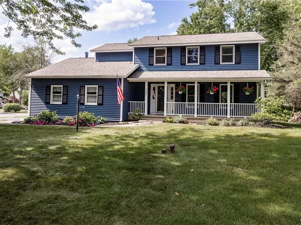 7892 Widemark Dr, Baldwinsville, NY 13027