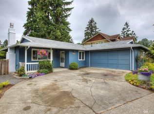 2208 NE 27th St, Renton, WA 98056
