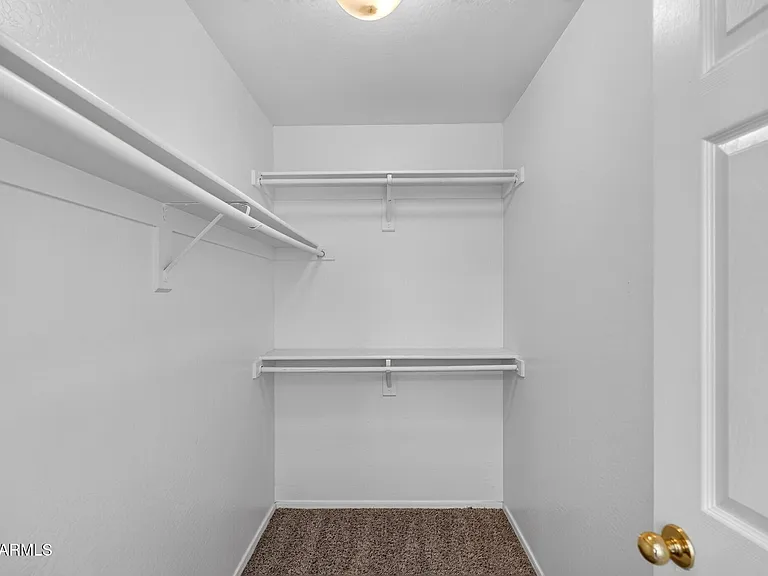 7823 S 48th Ln — Photo 29
