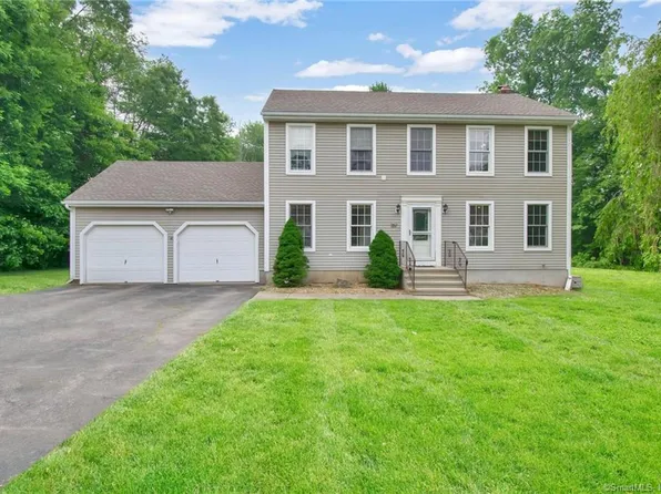 28 Ventura Drive, Colchester, CT 06415