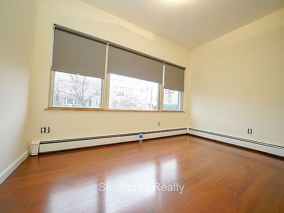 4th image of 2320 23rd St #1