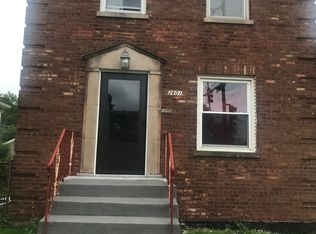 2601 E 93rd St, Chicago, IL