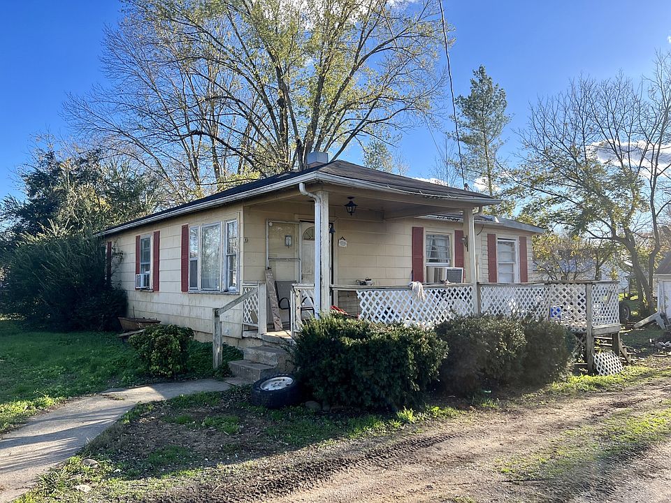2nd image of 124 McGee St