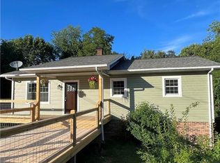 33 Pineview Cir, Sparta, NC 28675