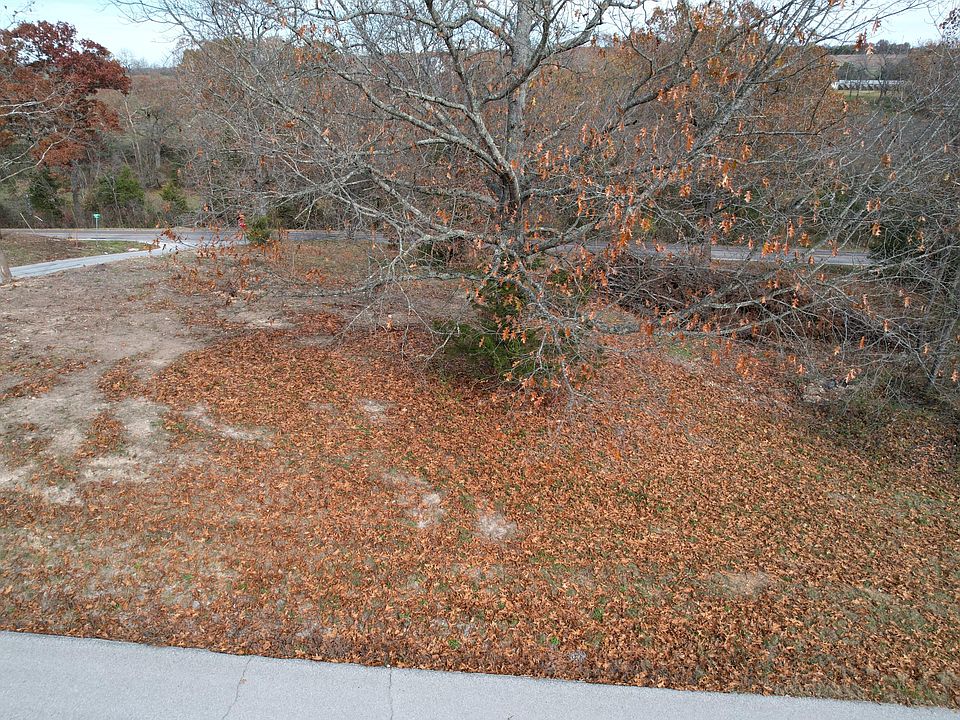 2nd image of 12 Rodeo Lane