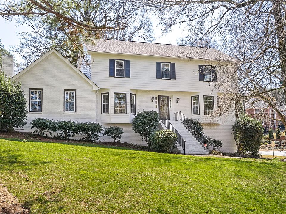 1st image of 4756 Bridgewater Dr