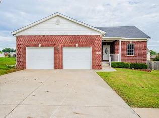 430 Cabernet Dr, Vine Grove, KY