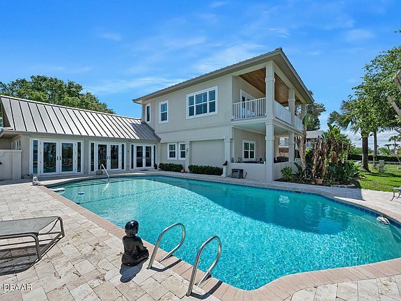 4th image of 776 Riverside Dr