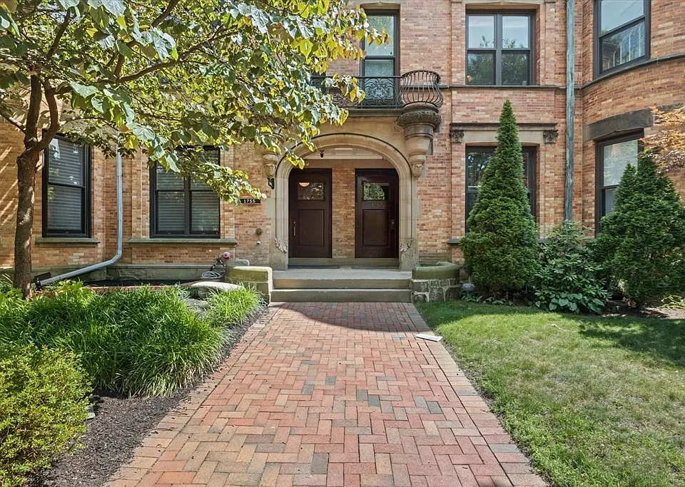 1757 Beacon St #3