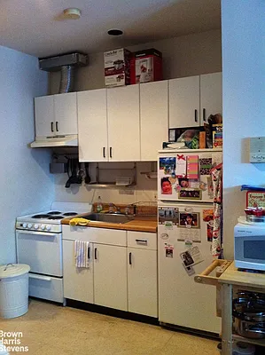 Rented by Brown Harris Stevens | media 9