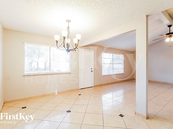 4th image of 918 Cheyenne Meadows Dr