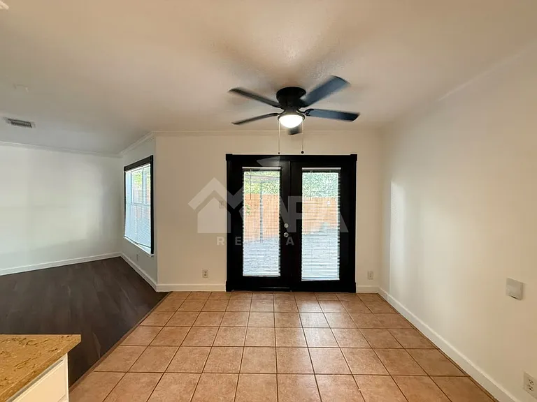9666 Green Plain Dr — Photo 9