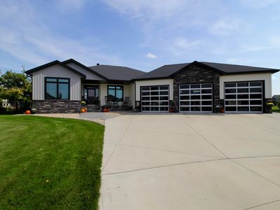 4526 5th St S, Moorhead, MN, 56560