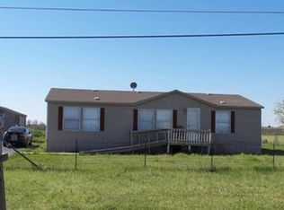 204 Farrar Rd, Waxahachie, TX 75165