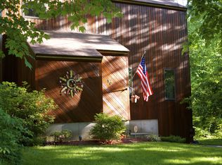 10 Cypress Rd, Milford, NH 03055