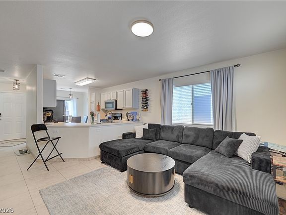 5th image of 10374 Midnight Iris St