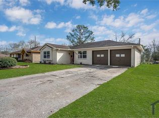 6107 Heatherbrook Dr, Houston, TX 77085