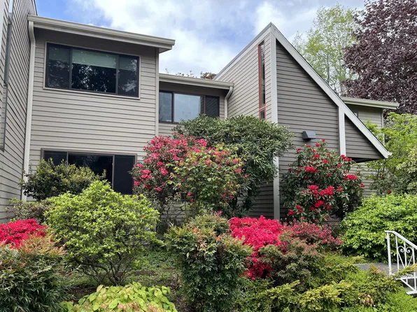6349 Sand Point Way NE, Seattle, WA 98115