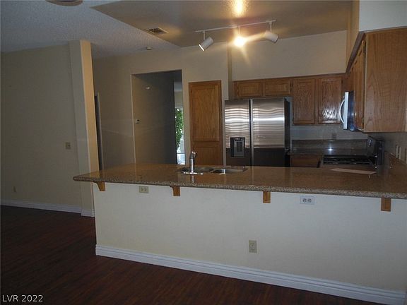 3rd image of 2309 Tinsley Ct #0