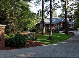 105 Brookhaven Rd, Pinehurst, NC 28374
