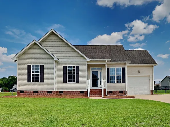 24 Herself Cir, Princeton, NC 27569