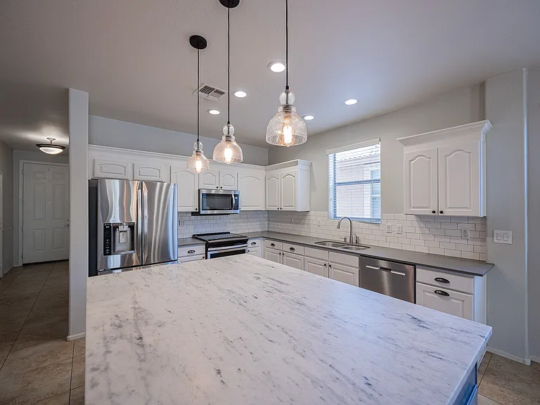 1861 E Patrick Ln — Photo 8