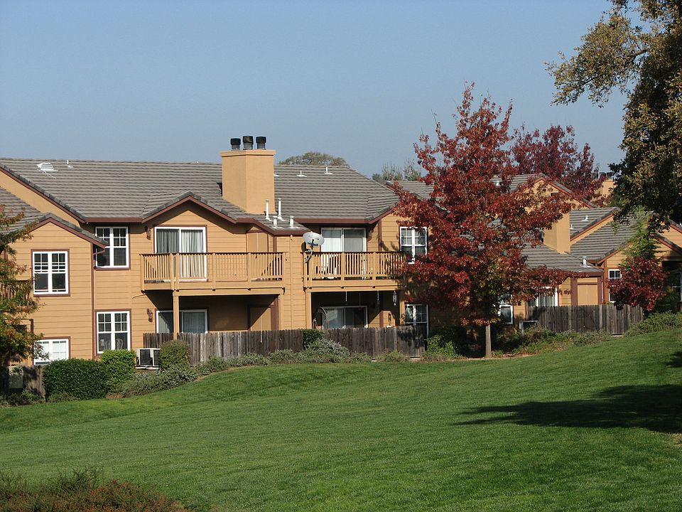 1st image of 2704 Applegrove Cir