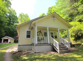 682 Windingstairs Rd, Topton, NC 28781